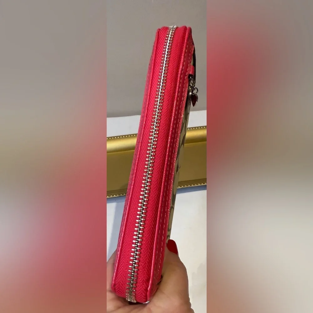 Coach Lg Wallet Full Zip Brown Jaquard and Pink Leather trim Gorgeous Interior - Picture 5 of 8